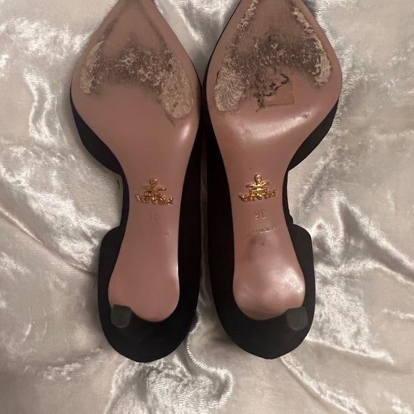 Prada Heels - Picture 12 of 12